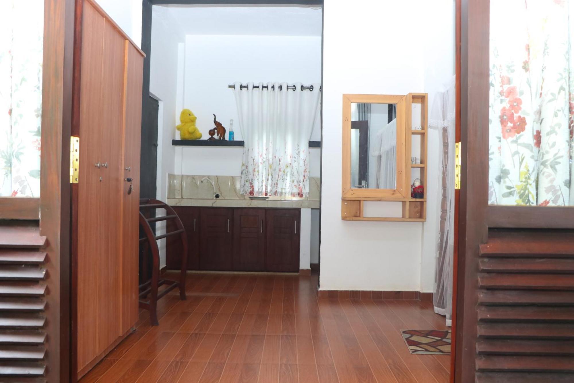 A & A Villa Hikkaduwa